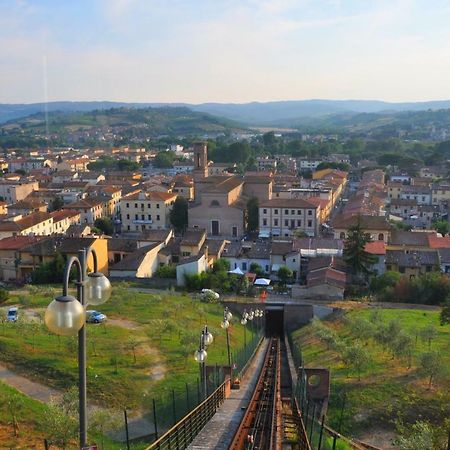 Il Feudo Hotel Certaldo Buitenkant foto